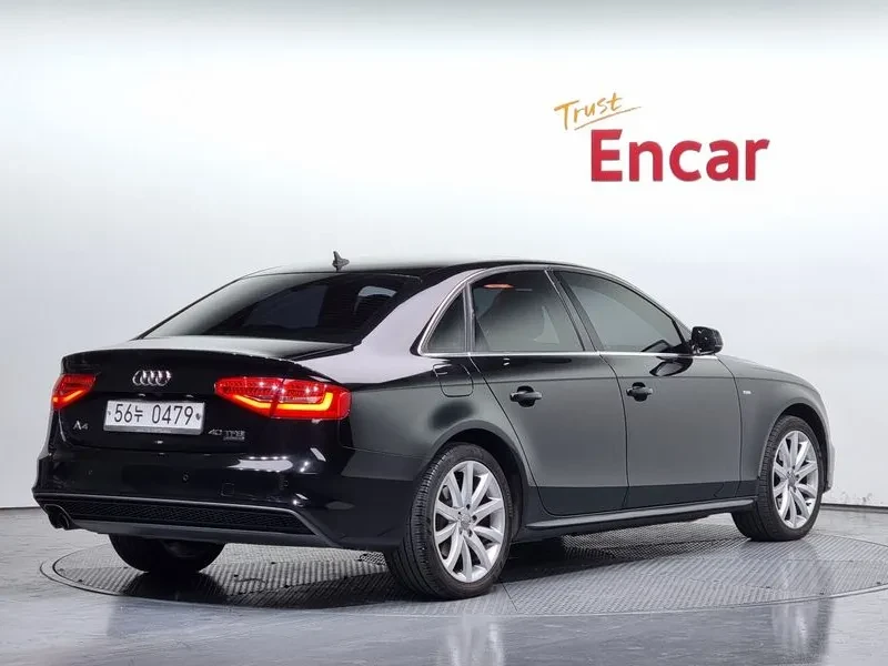 Audi A4 2.0 TFSI Quattro - САМО 30% АВАНС, снимка 2 - Автомобили и джипове - 55790143