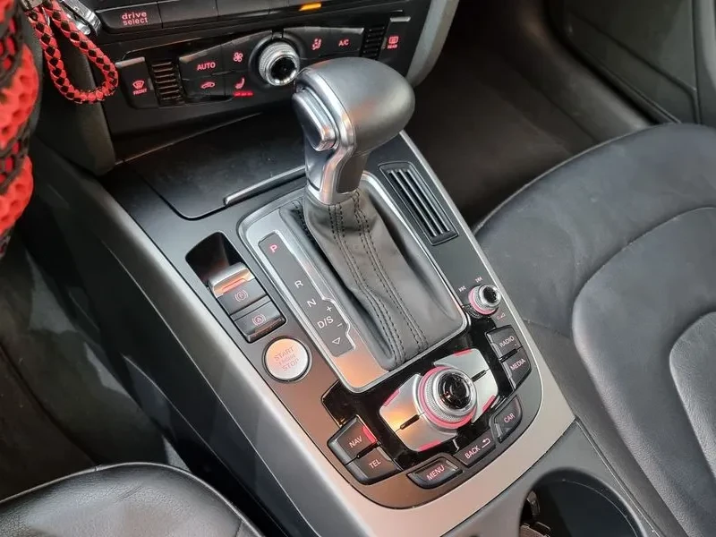 Audi A4 2.0 TFSI Quattro - САМО 30% АВАНС, снимка 9 - Автомобили и джипове - 55790143