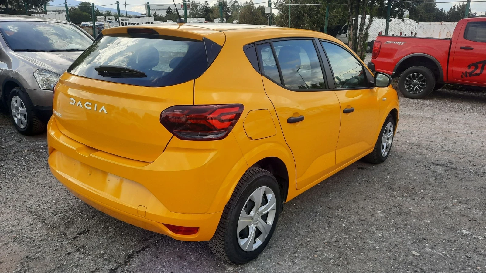 Dacia Sandero 1.0TCe - изображение 4