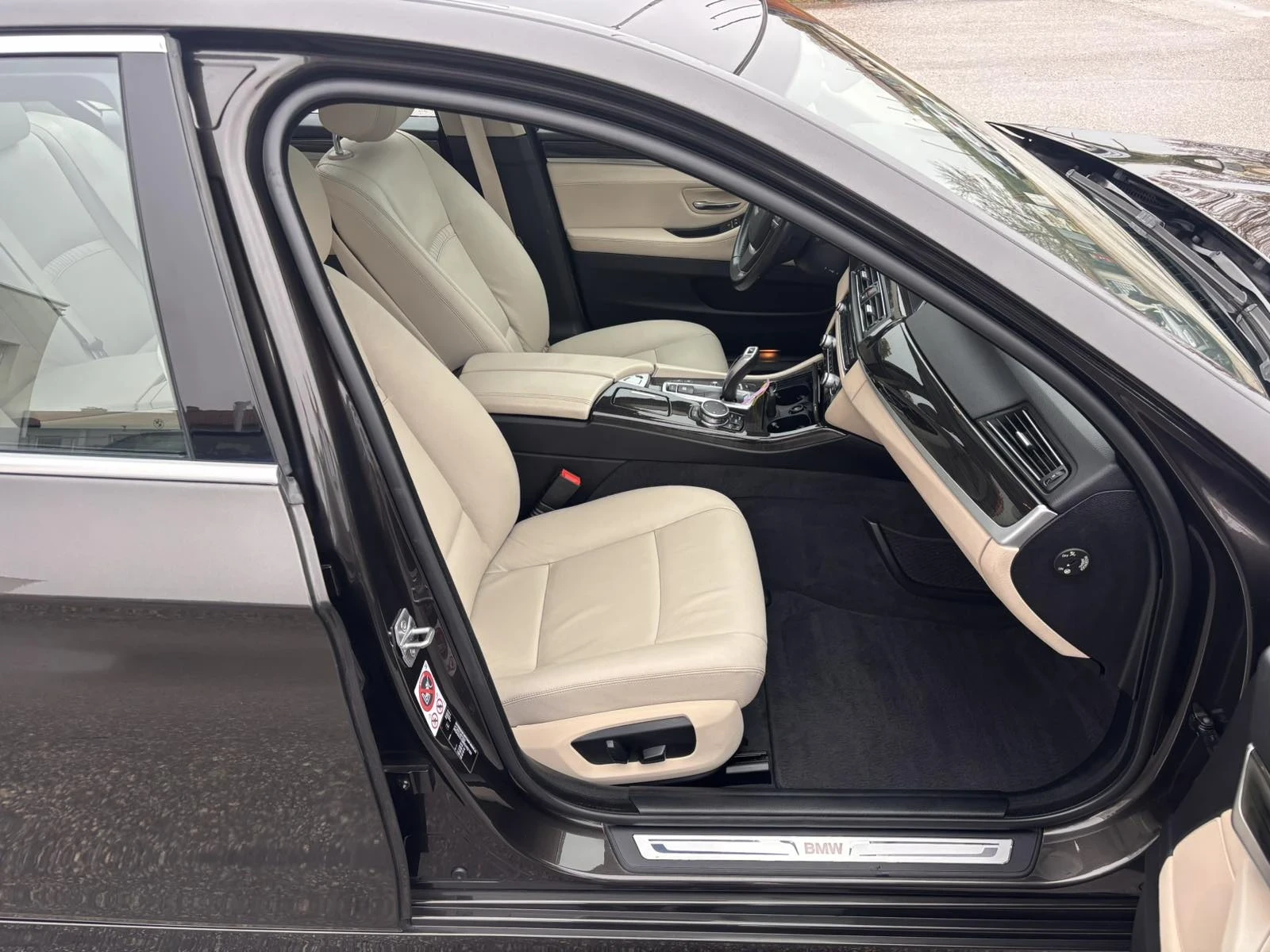 BMW 530 XDRIVE Луксори  - изображение 9
