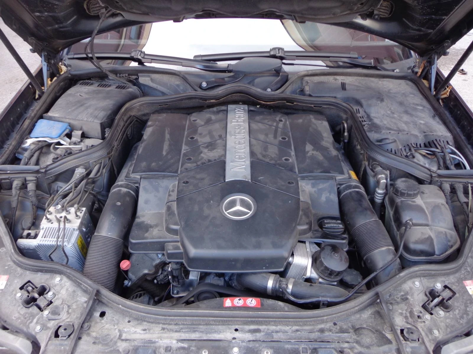 Mercedes-Benz E 500  - изображение 7
