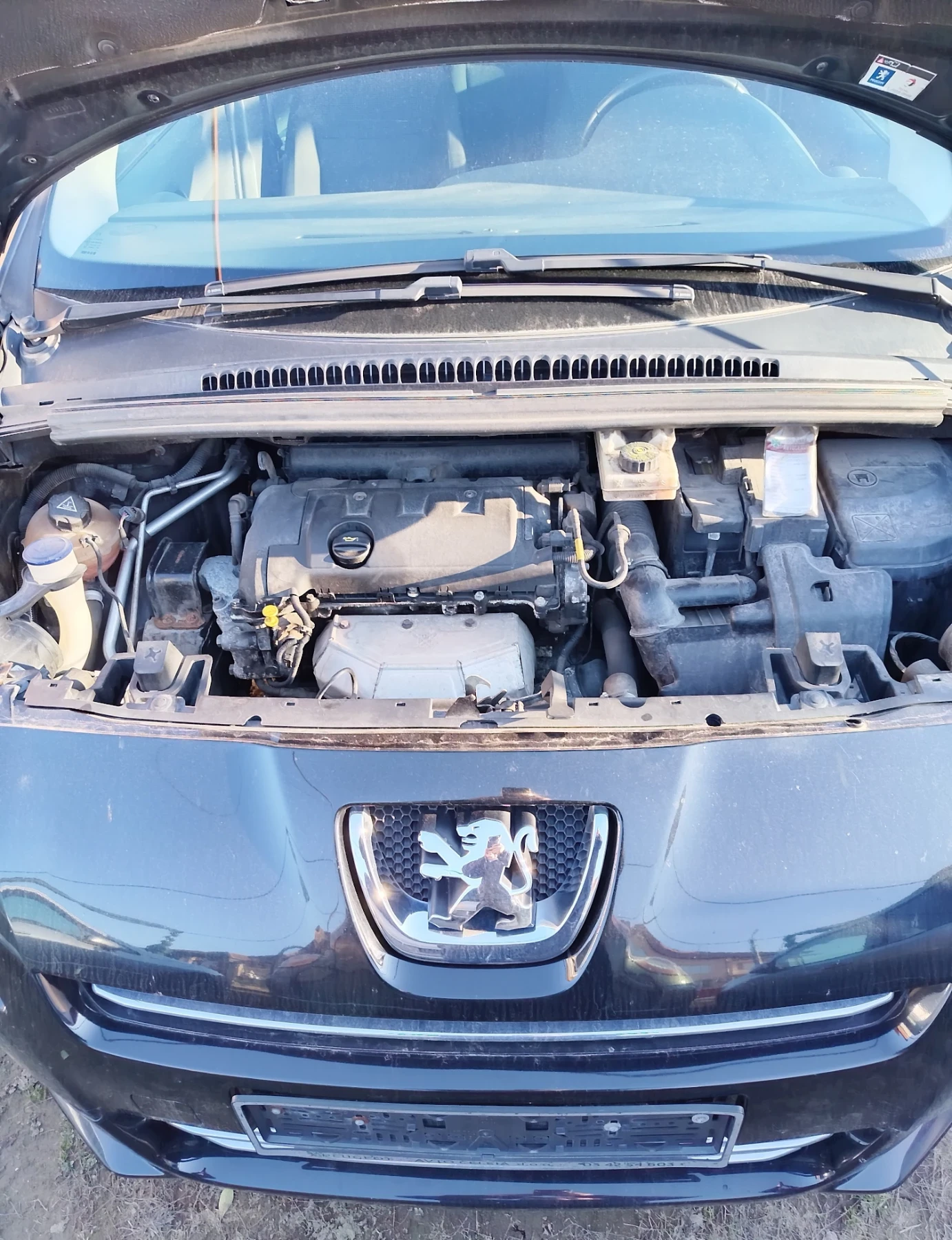 Peugeot 5008 1.6i 120кс - изображение 3
