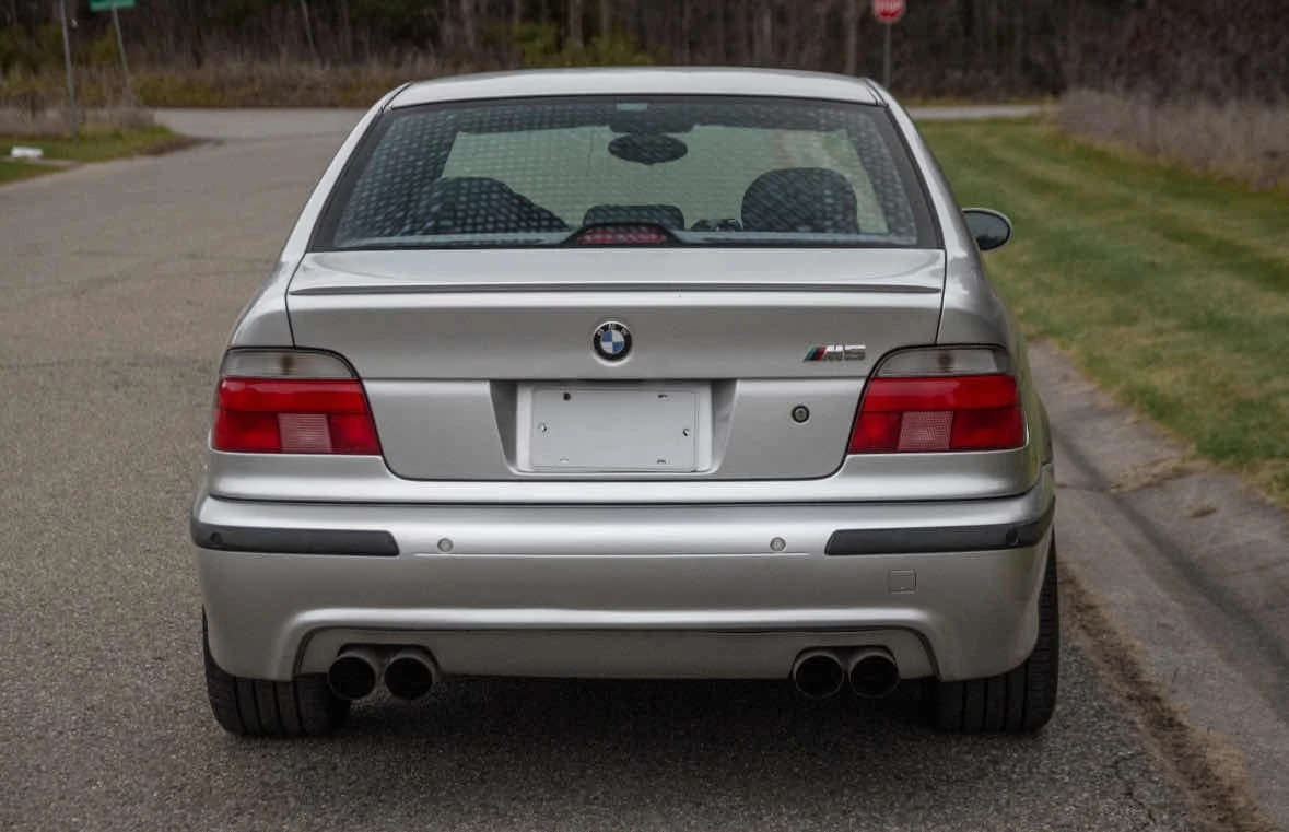 BMW M5 CARFAX * * АВТО КРЕДИТ * *  - изображение 5