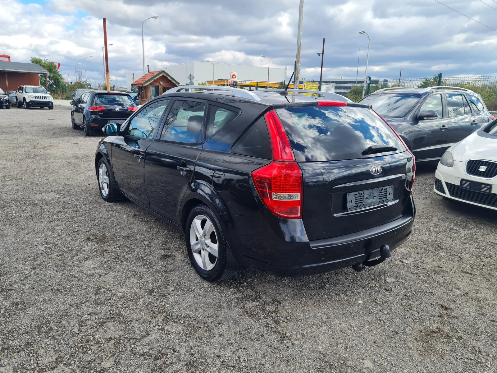 Kia Ceed 1.6CRDI-FACE LIFT ПЕРФЕКТНА - изображение 5