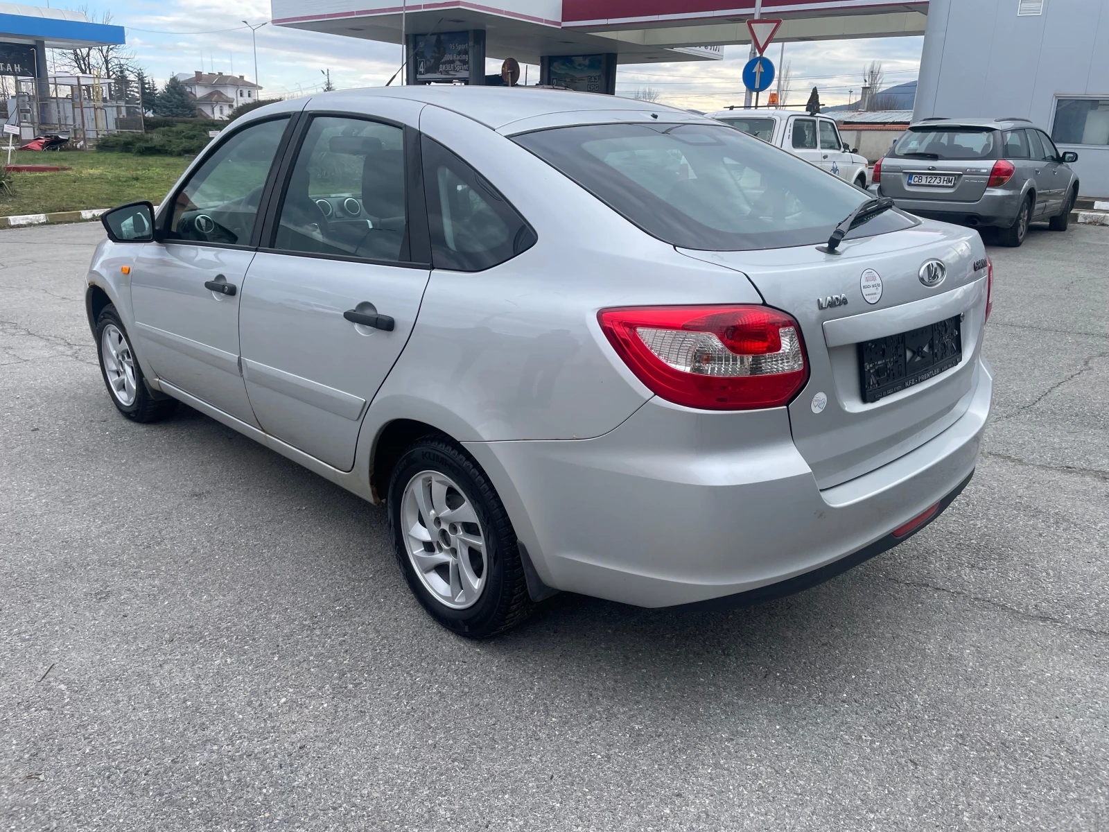 Lada Granta  - изображение 2
