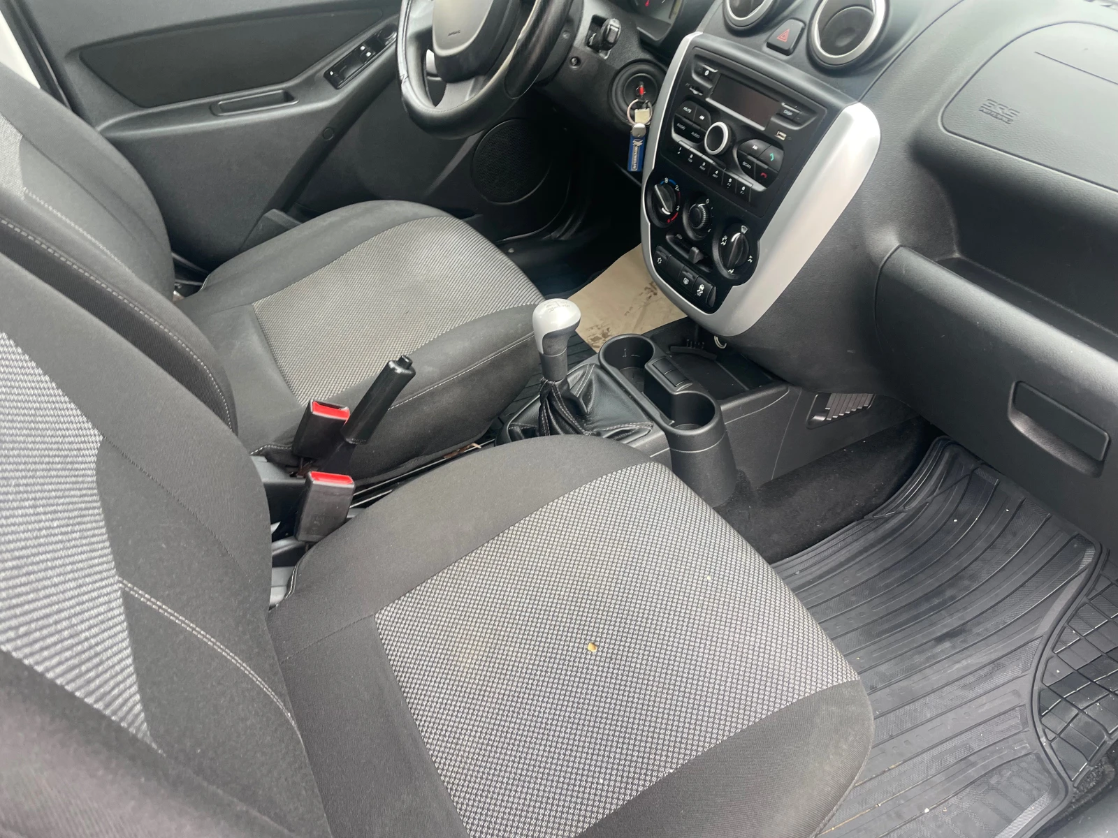 Lada Granta  - изображение 7