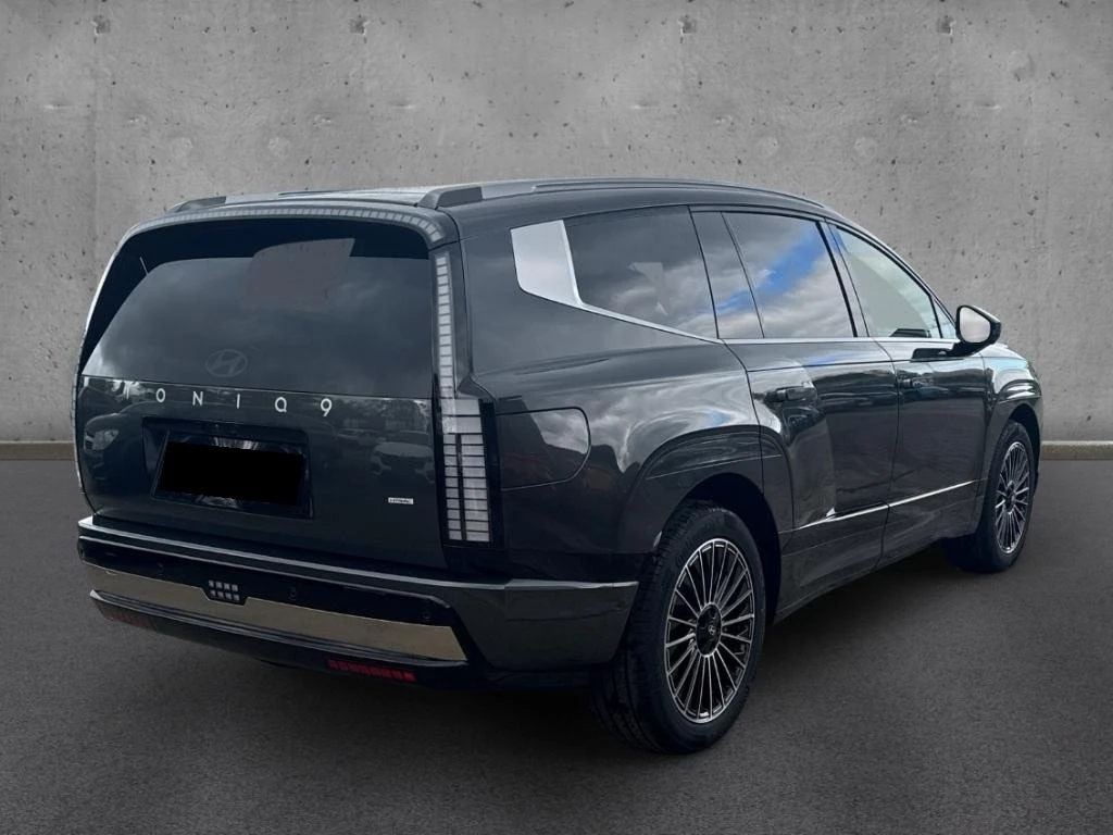 Hyundai IONIQ 9 110kWh 4WD UNIQ HEAD UP 360 7-МЕСТЕН - изображение 3