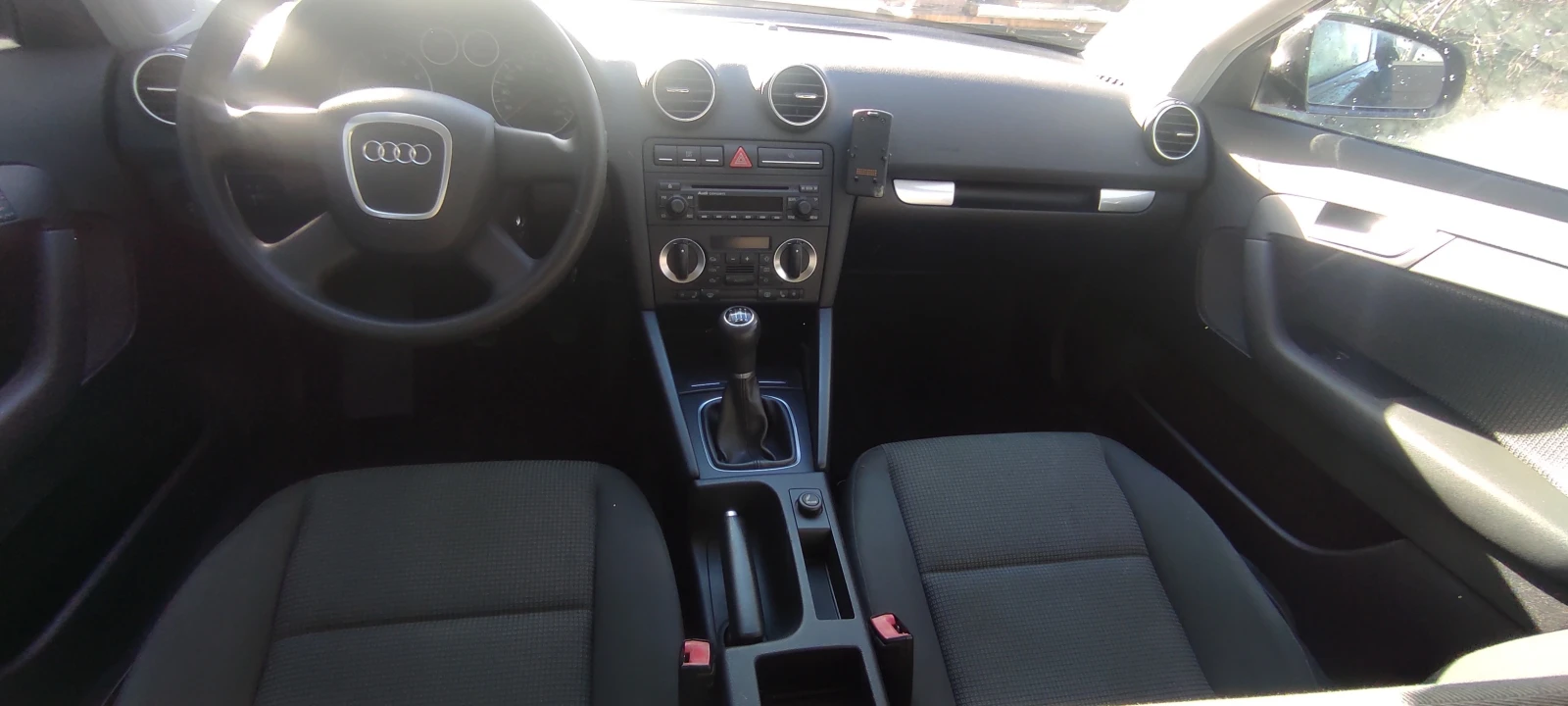 Audi A3 1.6 FSI - изображение 8