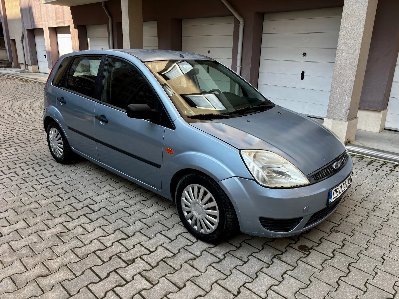 Ford Fiesta 1.3, снимка 3 - Автомобили и джипове - 53733730