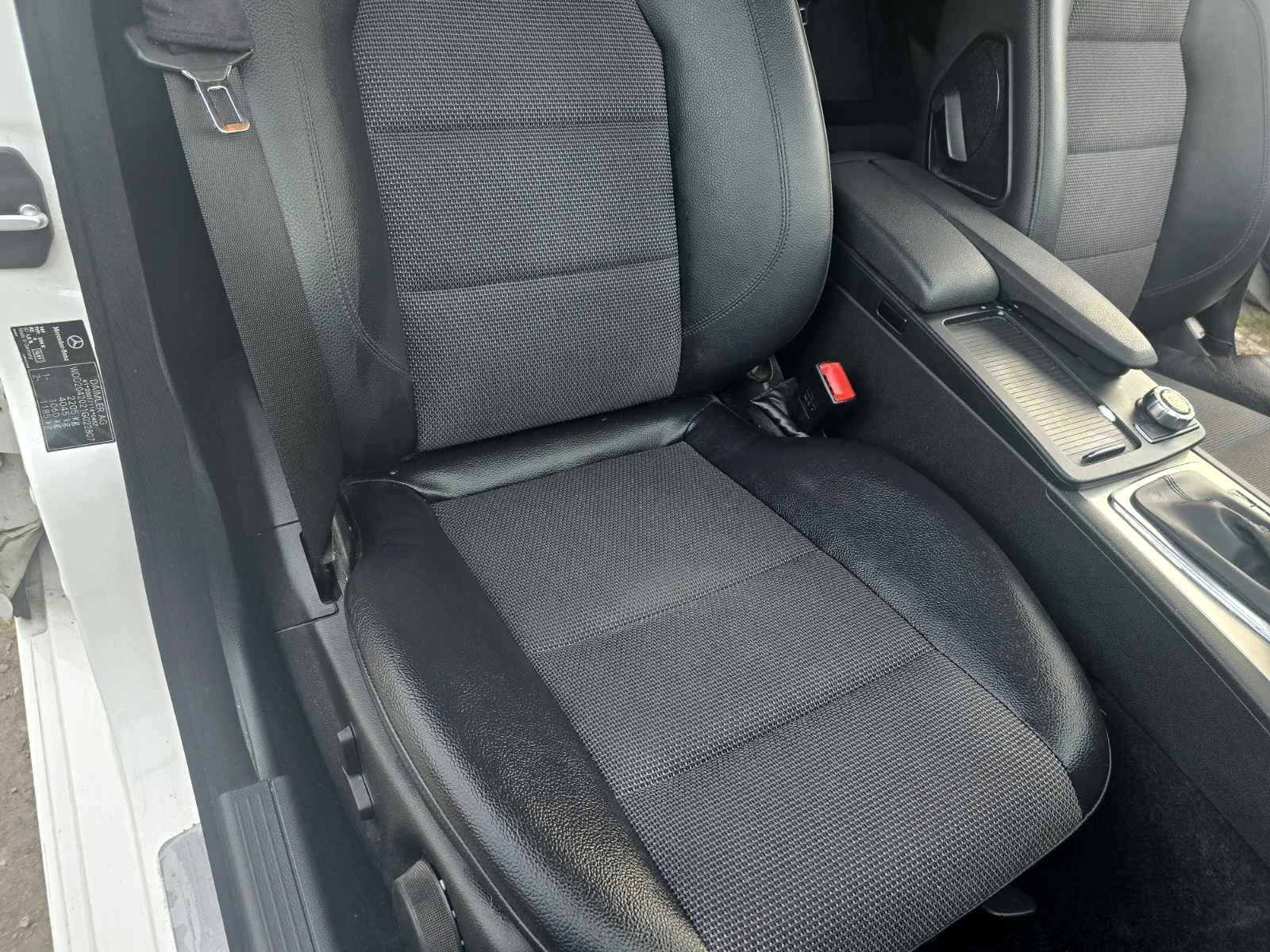 Mercedes-Benz C 220 FACE/AVANGARDE 2.2CDI/170hp, снимка 13 - Автомобили и джипове - 53878040