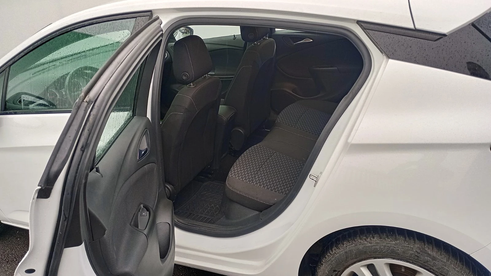 Opel Astra  K  1.5d 105 кс , снимка 8 - Автомобили и джипове - 54041948