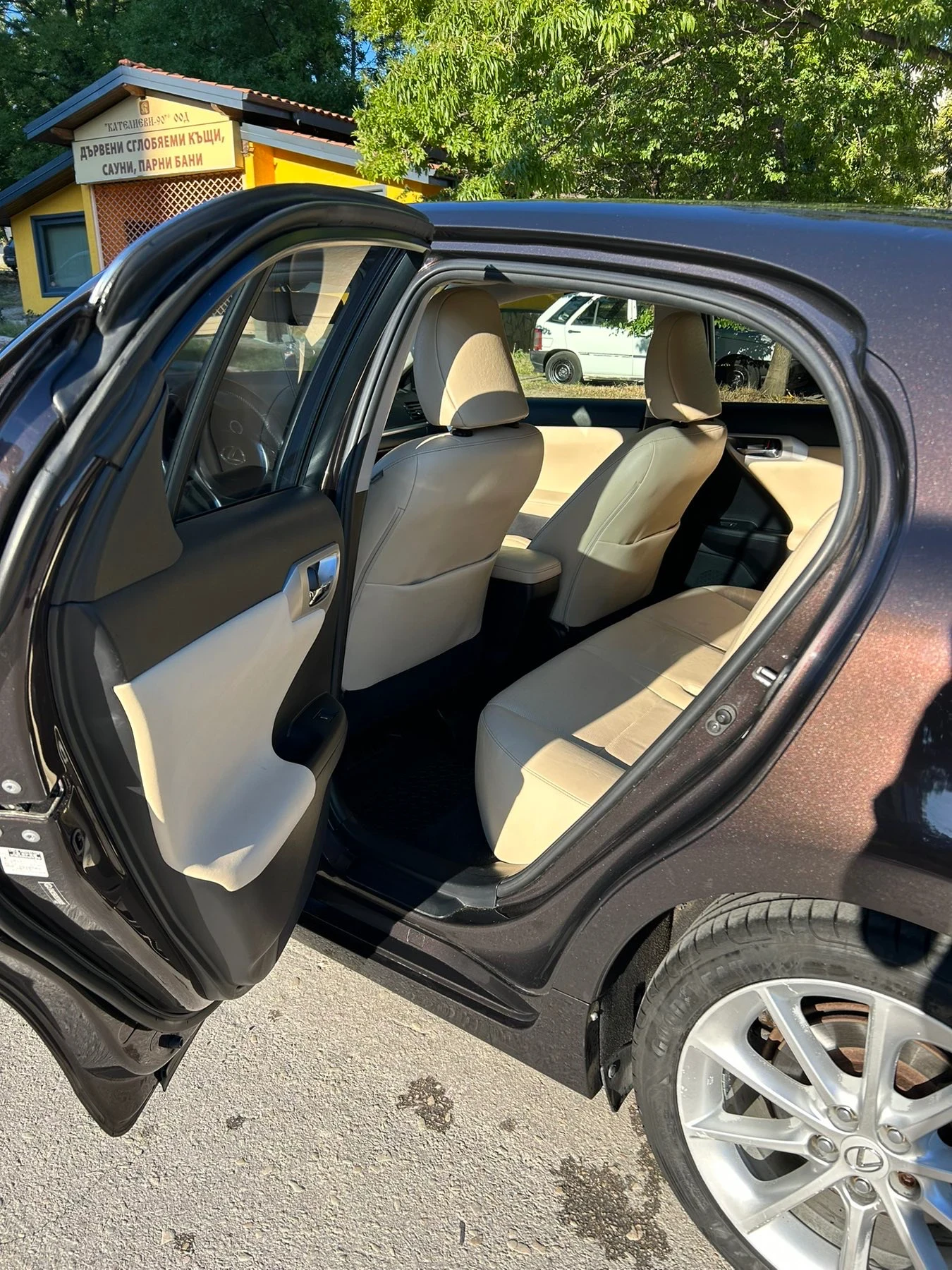 Lexus CT 200h | Mobile.bg � ����������� 11