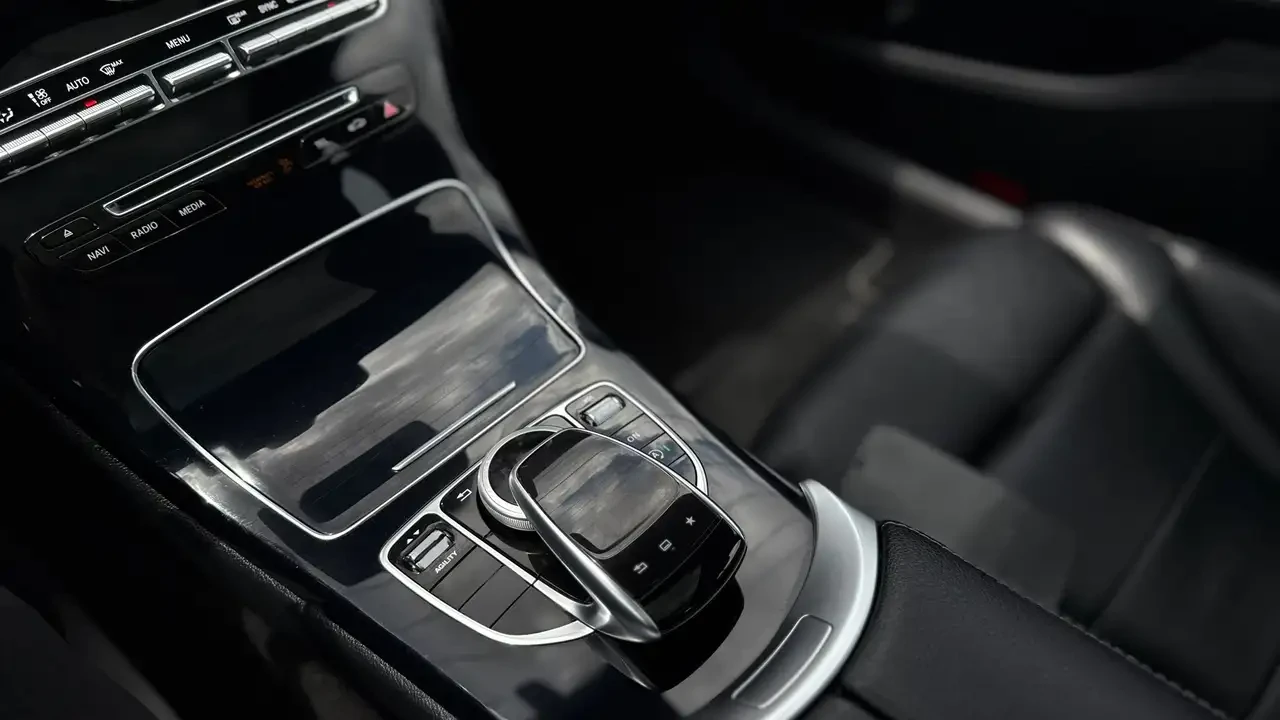 Mercedes-Benz C 400 AMG* PACK* 4MATIC* BURMESTER* �������* ������* ��� | Mobile.bg � ����������� 11