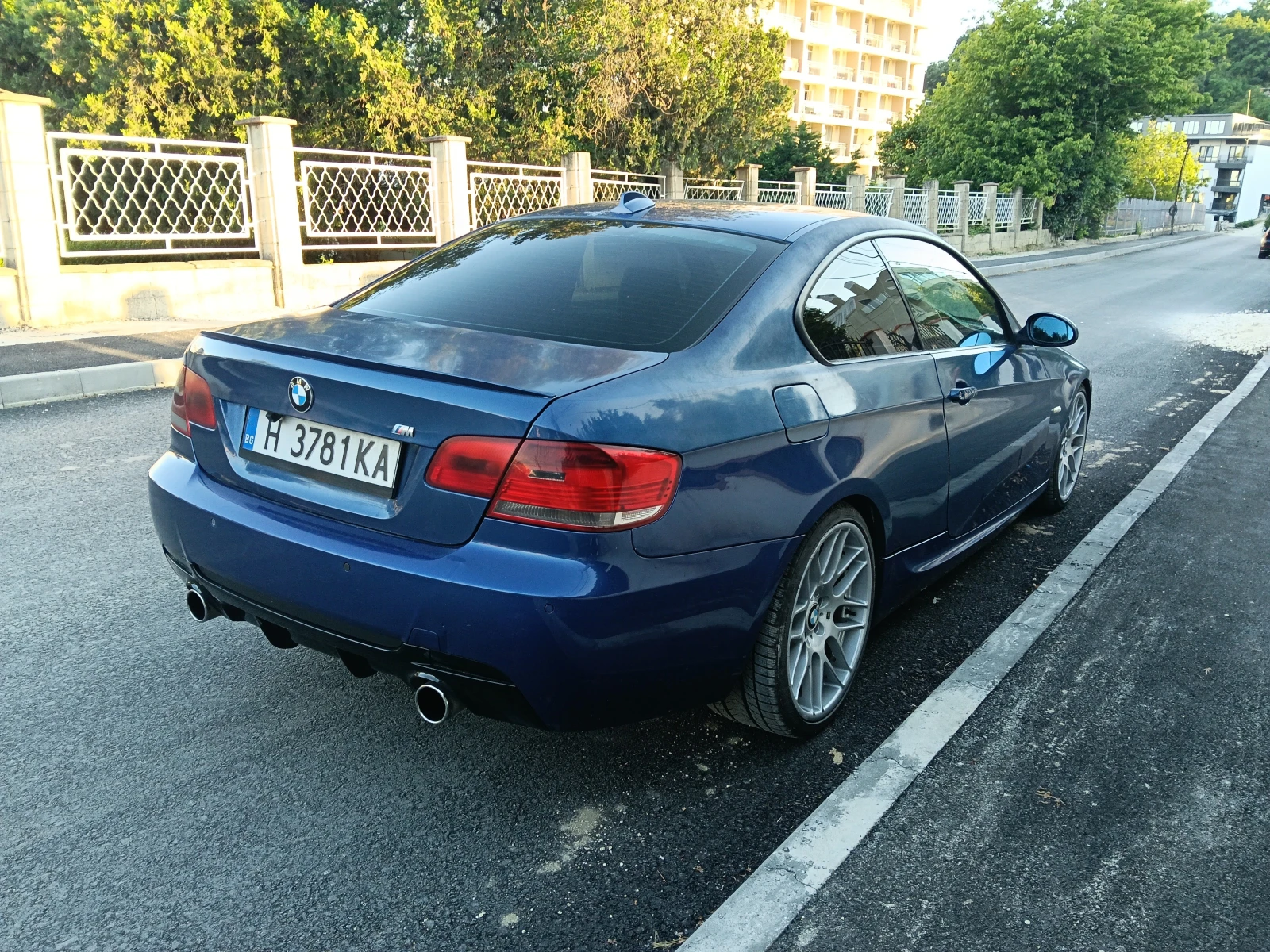 BMW 330, снимка 7 - Автомобили и джипове - 54956440