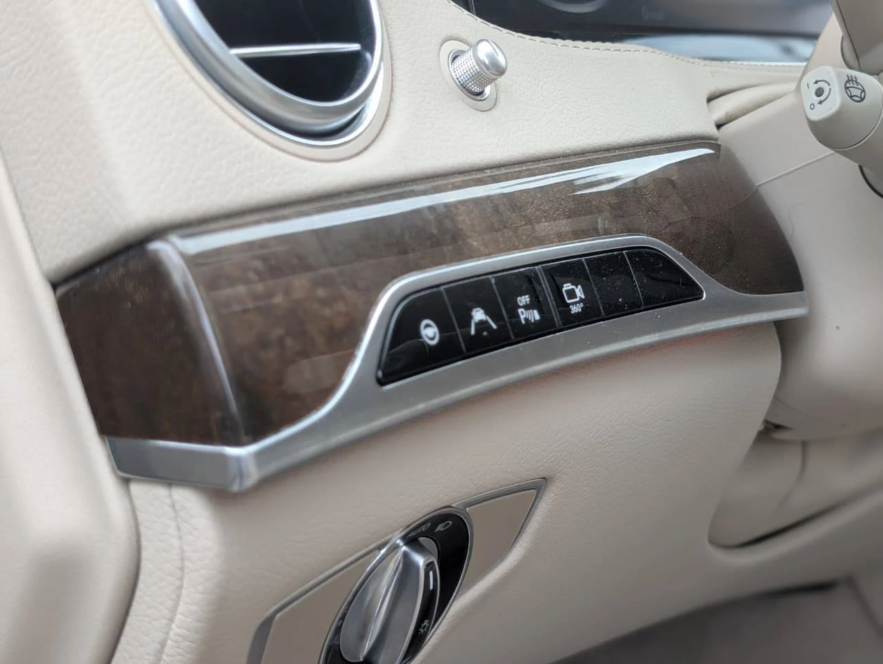 Mercedes-Benz S 550 4MATIC* КОЖА* ПОДГРЕВ* ОБДУХВ* BURMAST.* PANO* 360, снимка 11 - Автомобили и джипове - 55131325