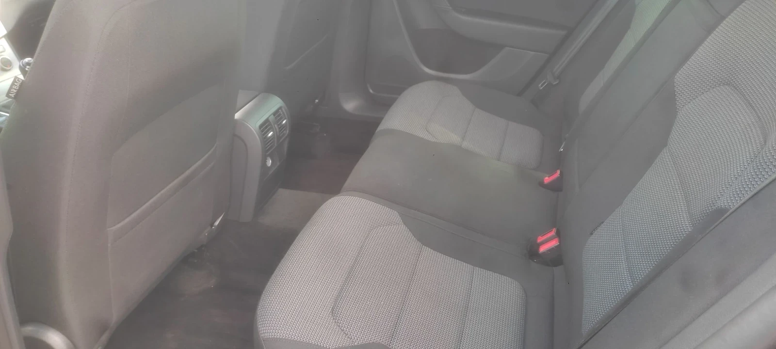 VW Passat 2.0TDI, снимка 9 - Автомобили и джипове - 55143276