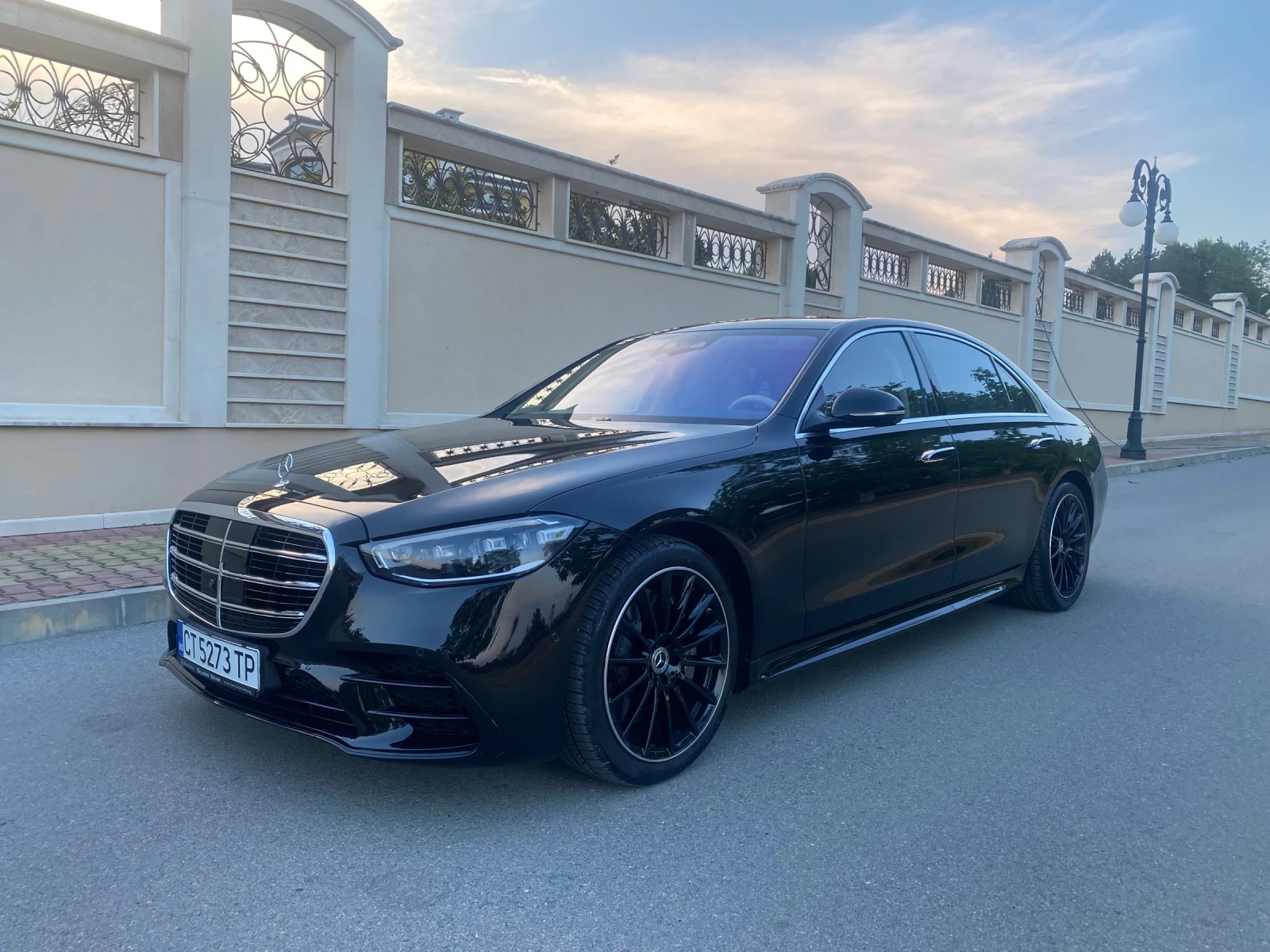 Mercedes-Benz S 580 L* AMG* 4Matic* 4D Burmester, снимка 3 - Автомобили и джипове - 55343827