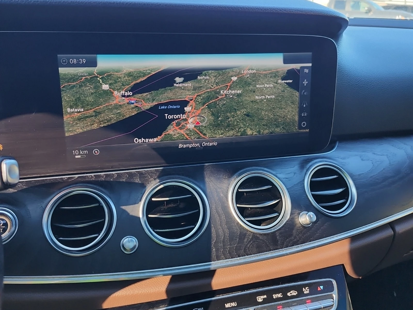 Mercedes-Benz E 400 * АВТОКРЕДИТ БЕЗ ПЪРВОНАЧАЛНА ВНОСКА* , снимка 11 - Автомобили и джипове - 55891597
