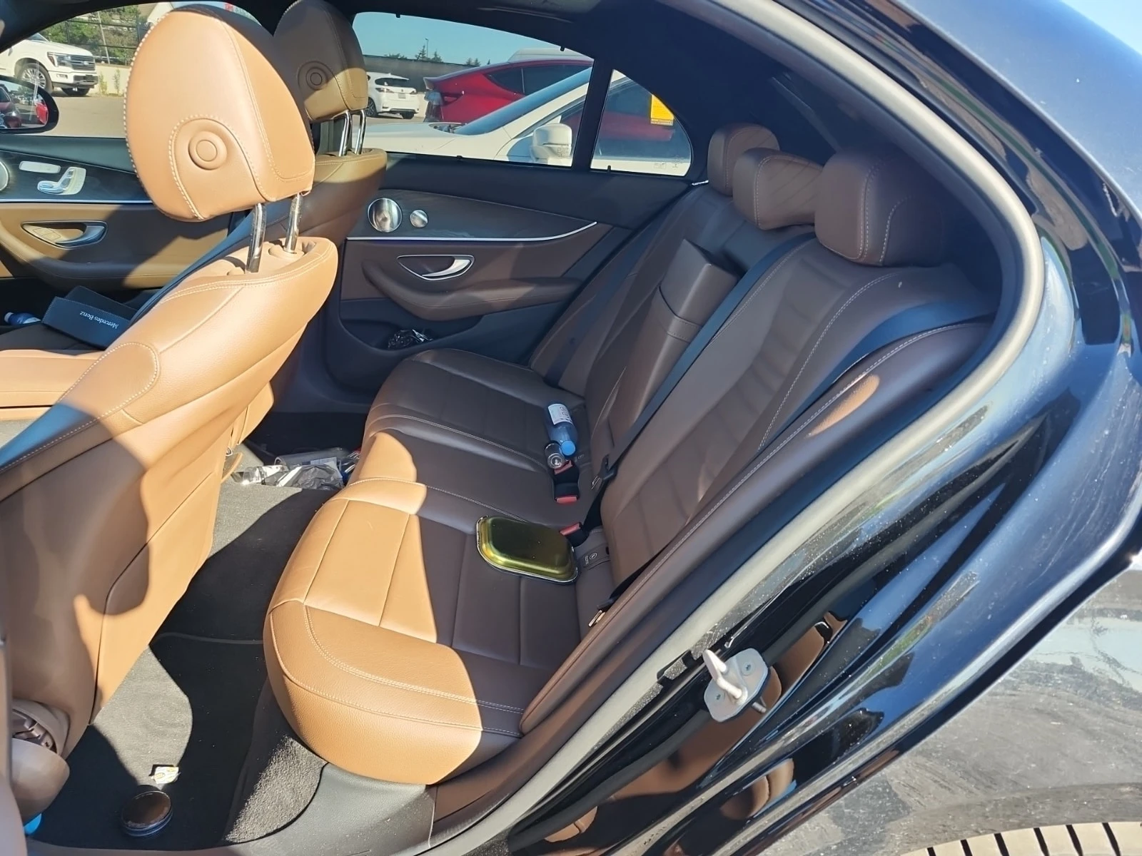 Mercedes-Benz E 400 * АВТОКРЕДИТ БЕЗ ПЪРВОНАЧАЛНА ВНОСКА* , снимка 12 - Автомобили и джипове - 55891597