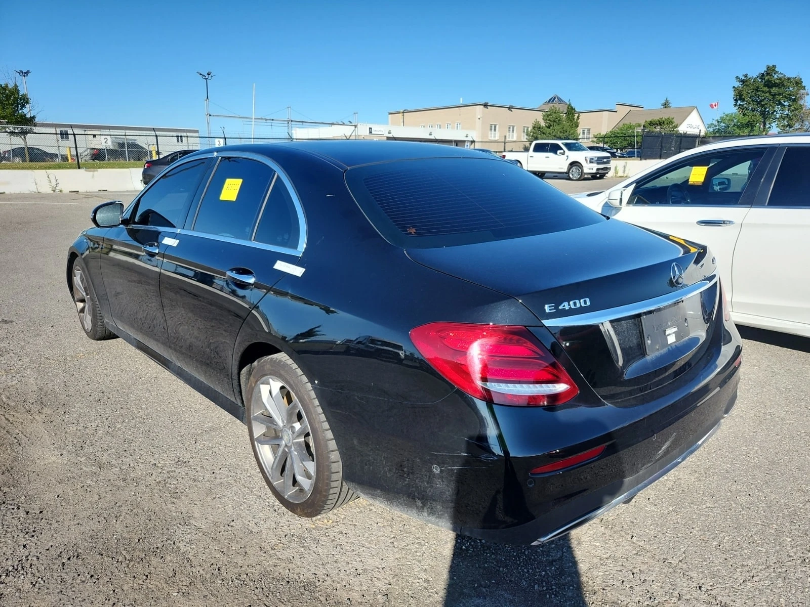 Mercedes-Benz E 400 * АВТОКРЕДИТ БЕЗ ПЪРВОНАЧАЛНА ВНОСКА* , снимка 4 - Автомобили и джипове - 55891597