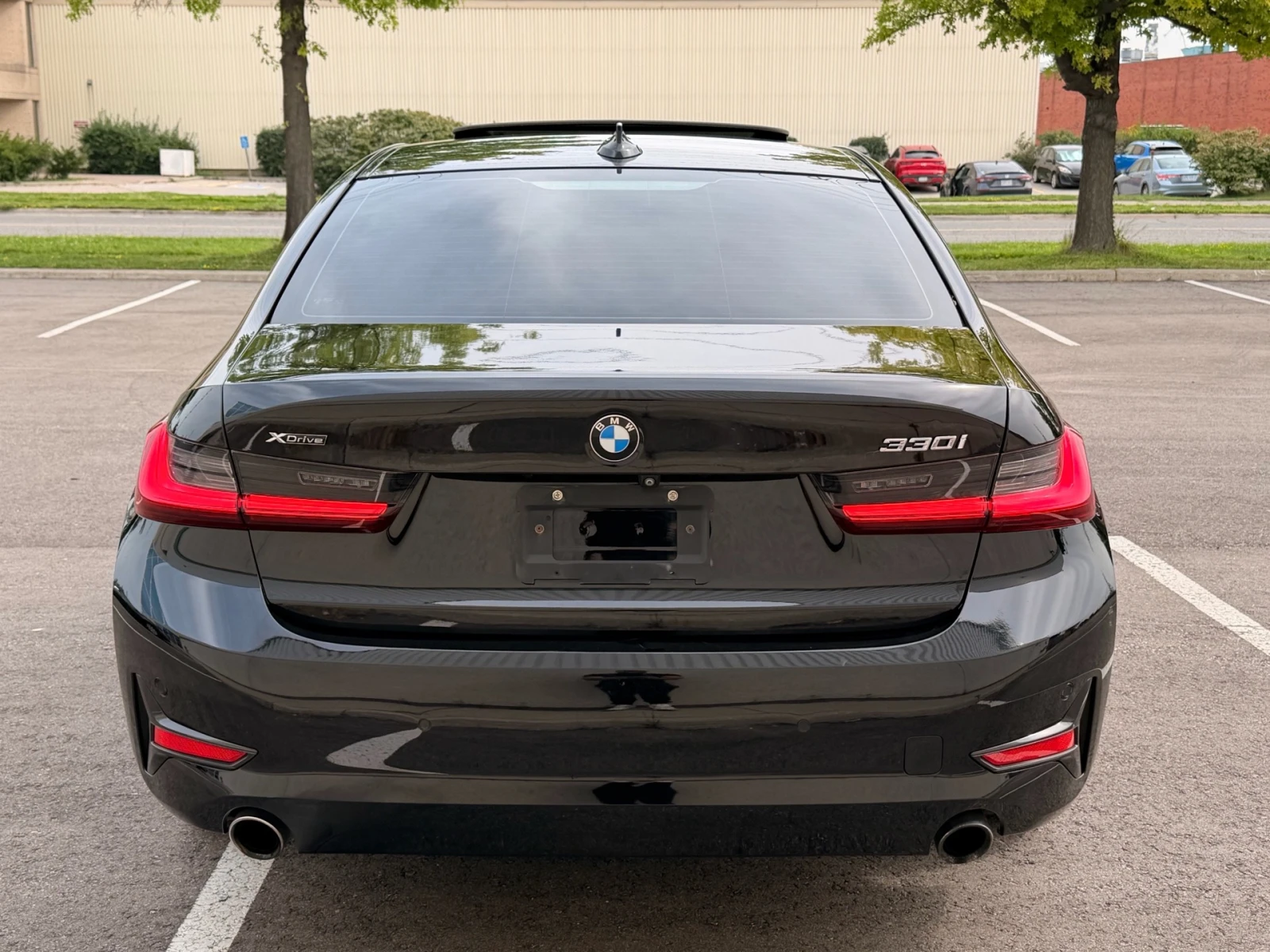 BMW 330 i xDrive | Live Cockpit | Navigation | Blind Spot, снимка 5 - Автомобили и джипове - 56225507