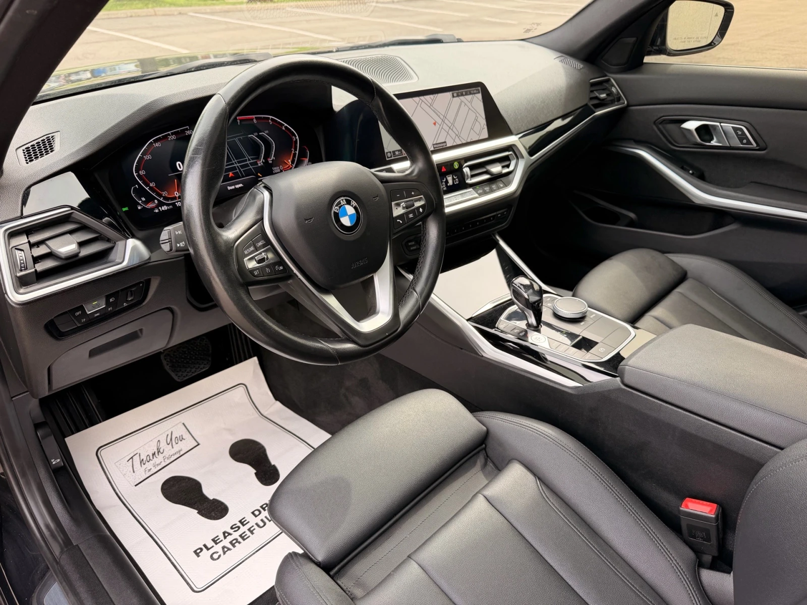 BMW 330 i xDrive | Live Cockpit | Navigation | Blind Spot, снимка 8 - Автомобили и джипове - 56225507
