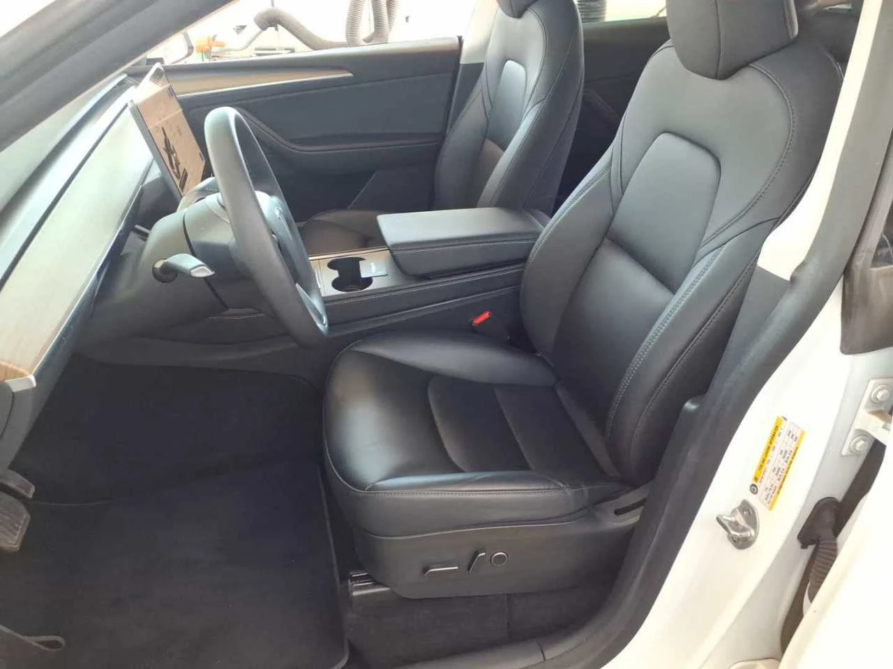 Tesla Model Y Long Range Dual AWD, снимка 7 - Автомобили и джипове - 56268971