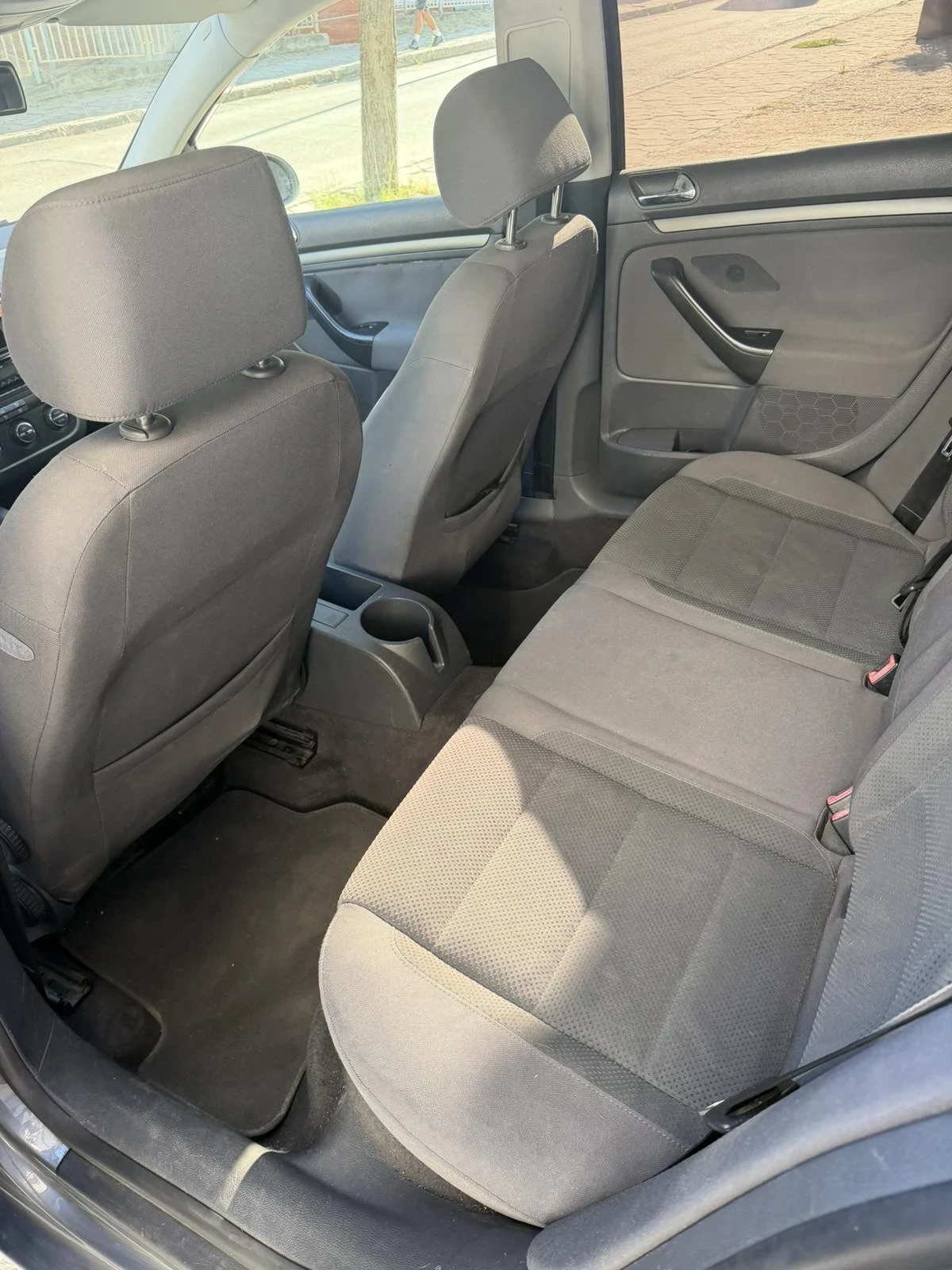 VW Golf 1.9 105, снимка 5 - Автомобили и джипове - 56314247