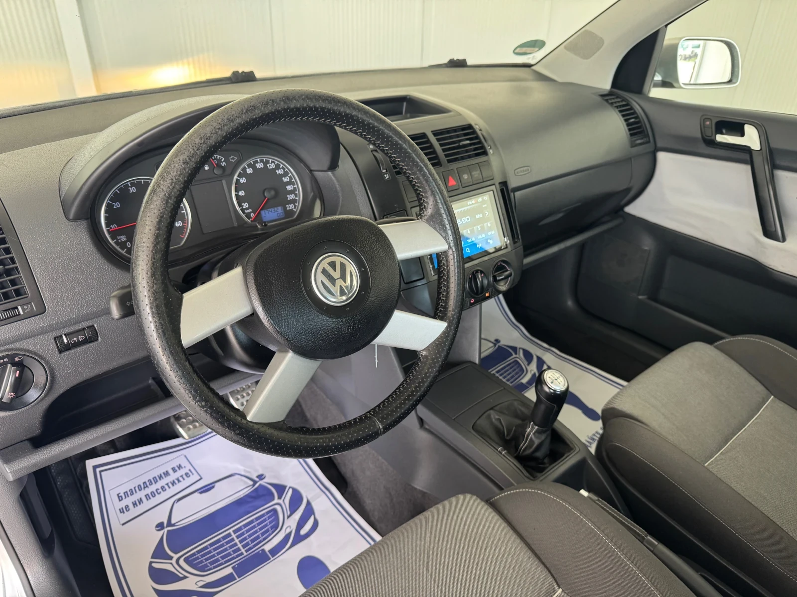 VW Polo 1.4-NAVI-CROSS, снимка 8 - Автомобили и джипове - 56343939