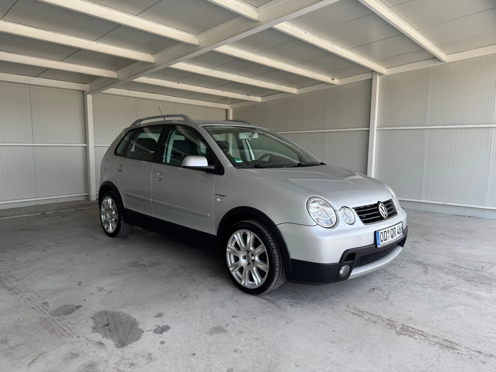VW Polo 1.4-NAVI-CROSS, снимка 6 - Автомобили и джипове - 56343939