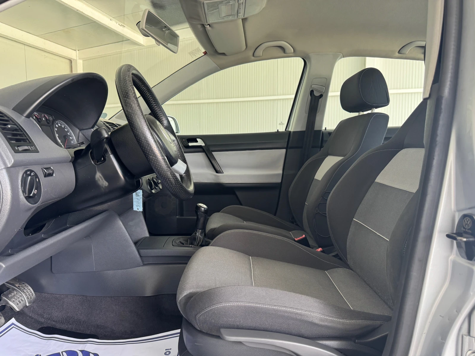 VW Polo 1.4-NAVI-CROSS, снимка 7 - Автомобили и джипове - 56343939