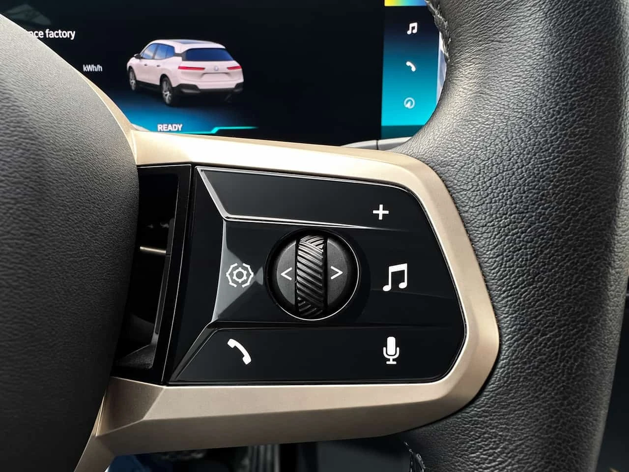 BMW iX xDrive40 | CPO | No Accidents | HUD | W | Mobile.bg � ����������� 16