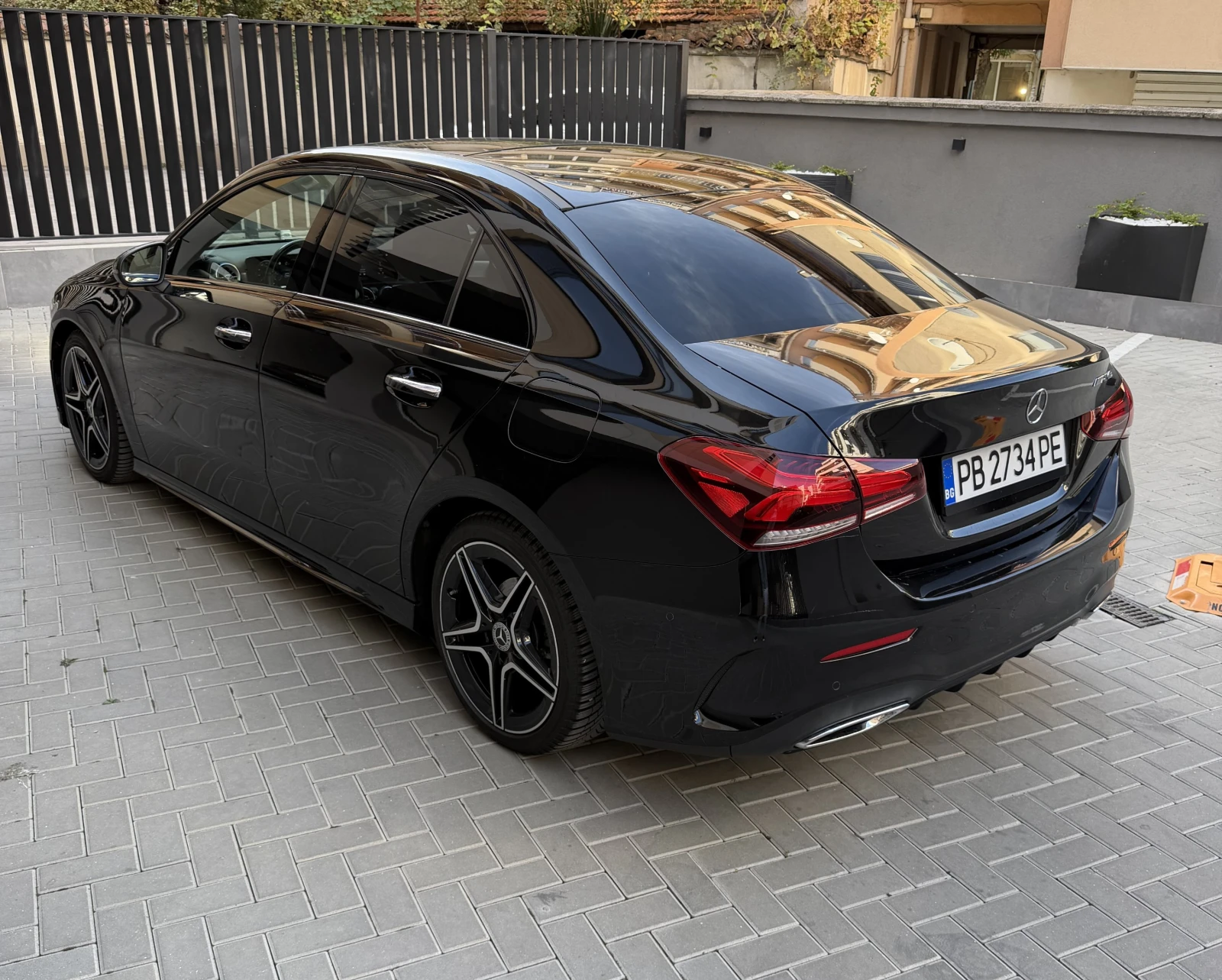 Mercedes-Benz A 180 AMG SERIES A CLASS, снимка 8 - Автомобили и джипове - 56683444
