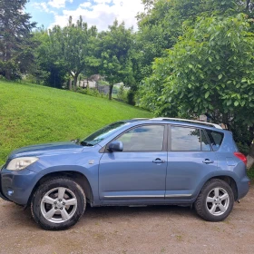 Toyota Rav4 2.2 D4D - Luxury 4X4 (NAVI/KEYLESS), снимка 3