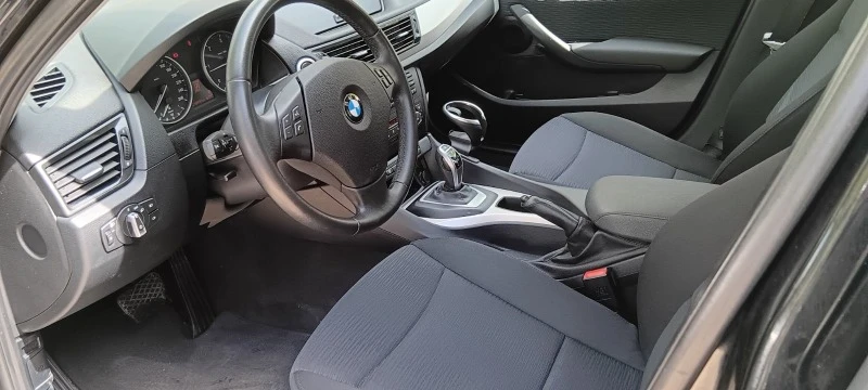 BMW X1 2.0D Сервизна история, снимка 5 - Автомобили и джипове - 47822343