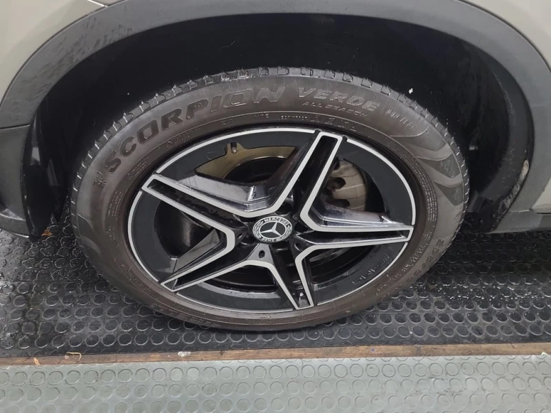 Mercedes-Benz GLC 300 * CARFAX * ЦЕНА ДО БГ, снимка 15 - Автомобили и джипове - 52727993