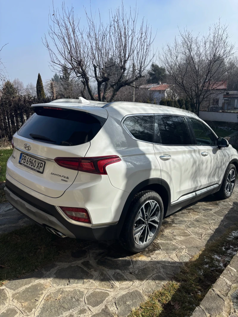 Hyundai Santa fe Най-високо ниво на оборудване!!!!, снимка 3 - Автомобили и джипове - 53237350