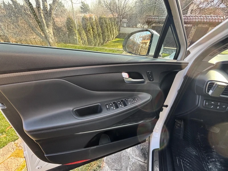 Hyundai Santa fe Най-високо ниво на оборудване!!!!, снимка 6 - Автомобили и джипове - 53237350