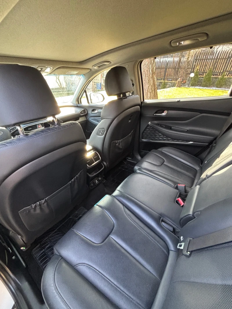 Hyundai Santa fe Най-високо ниво на оборудване!!!!, снимка 9 - Автомобили и джипове - 53237350