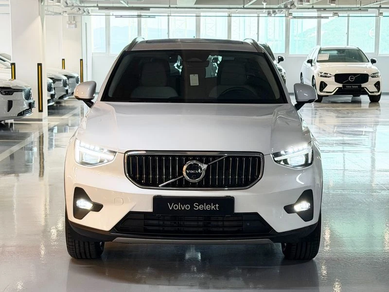 Volvo XC40 КРАЙНА ЦЕНА: 34031 EUR, снимка 3 - Автомобили и джипове - 55966929