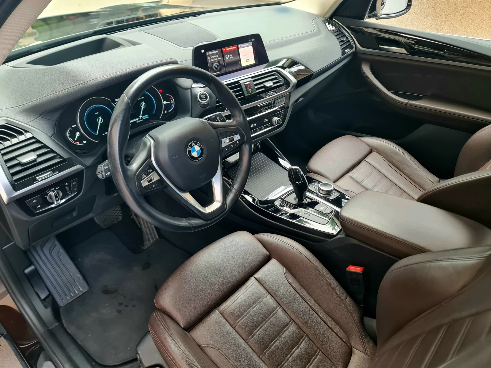 BMW X3 20d Xdrive - изображение 6
