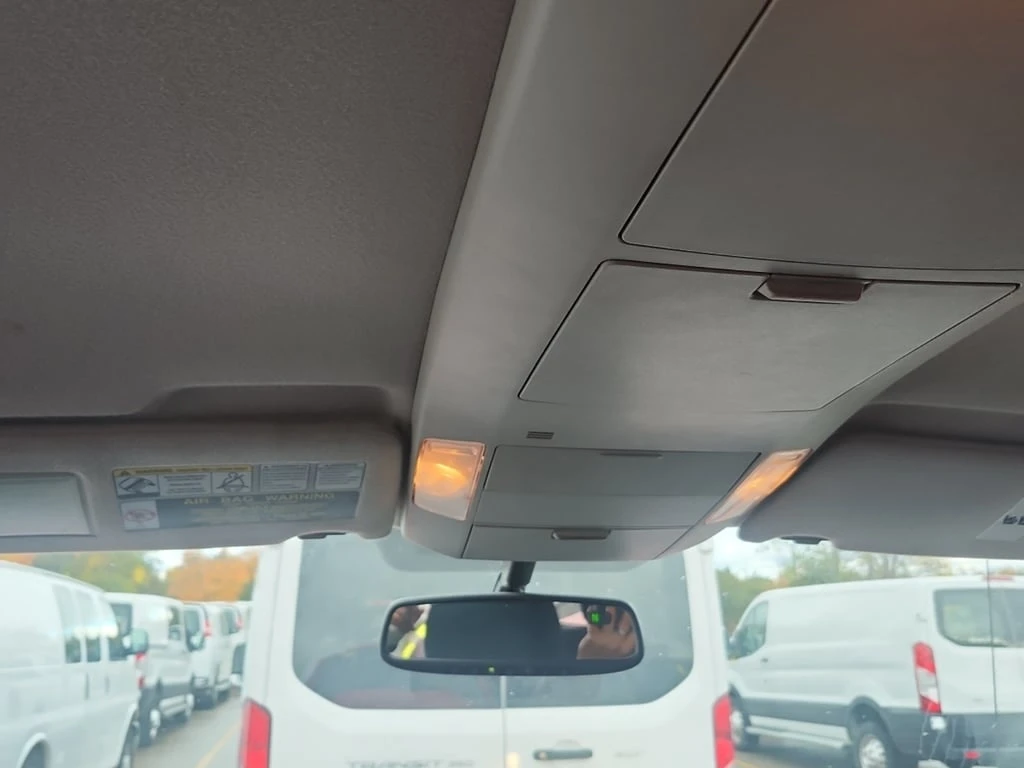 Toyota Tundra * SR5 CREW CAB STD BED * CARFAX * БЕЗ ПЪРВОНАЧАЛНА - изображение 10