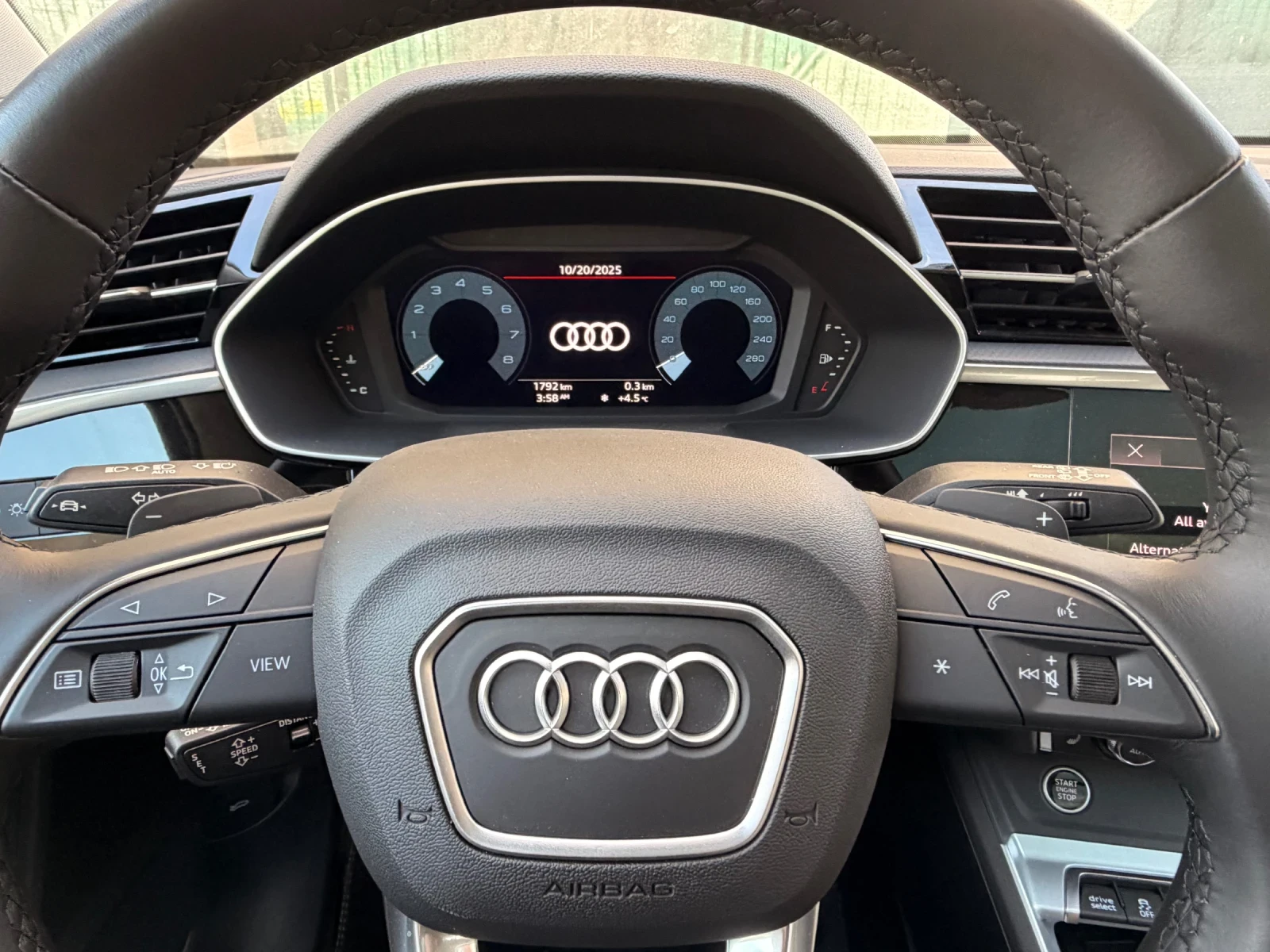 Audi Q3  PREMIUM PLUS* S LINE 45 TFSI* FULL* НОВ* ГАРАНЦИЯ - изображение 6