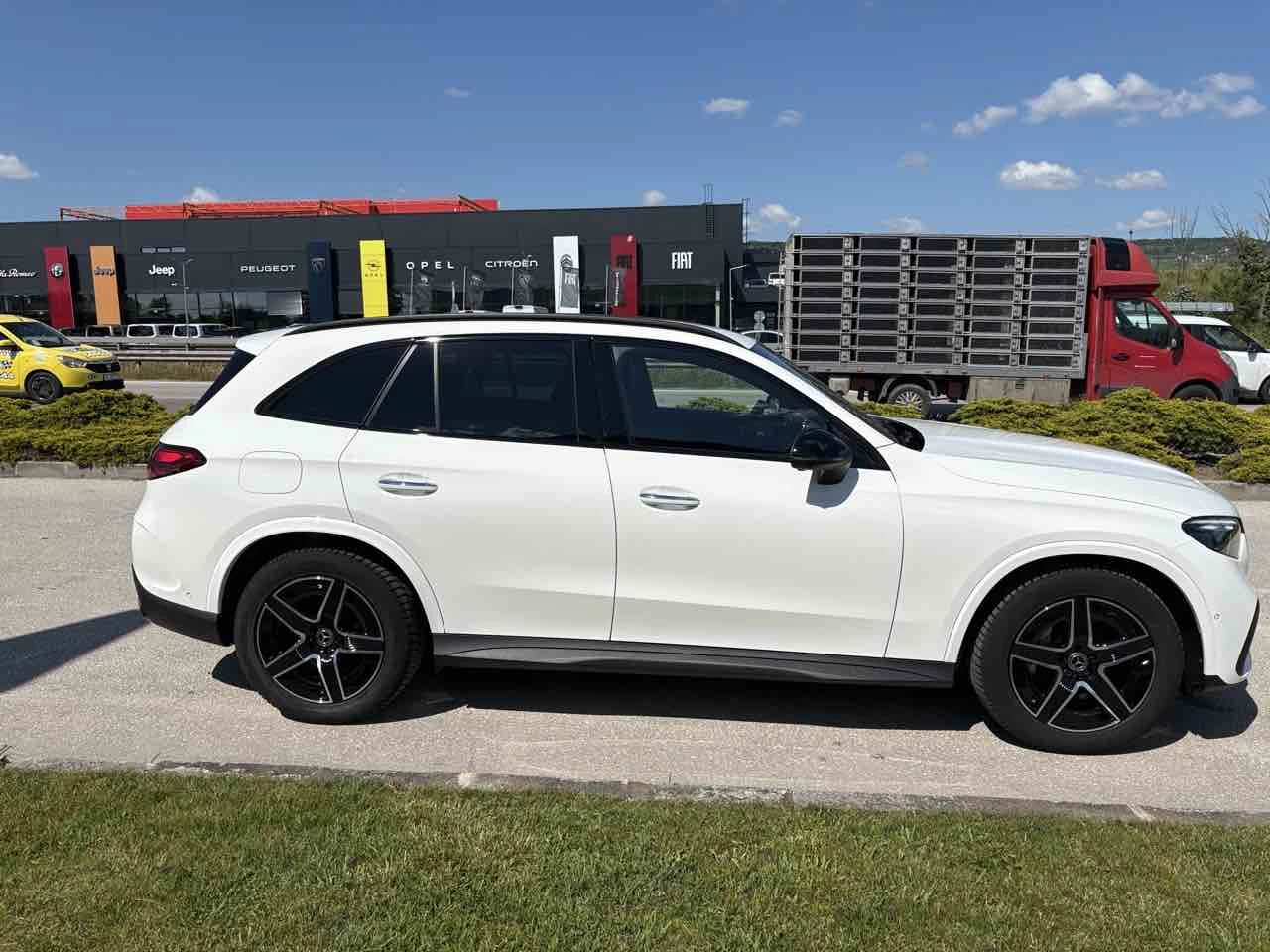 Mercedes-Benz GLC 220 d 4MATIC, снимка 4 - Автомобили и джипове - 53382661