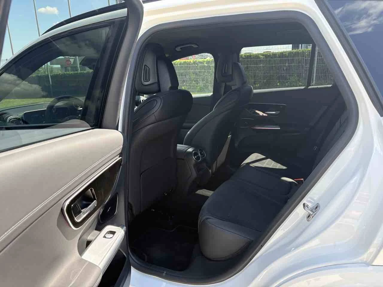 Mercedes-Benz GLC 220 d 4MATIC, снимка 11 - Автомобили и джипове - 53382661
