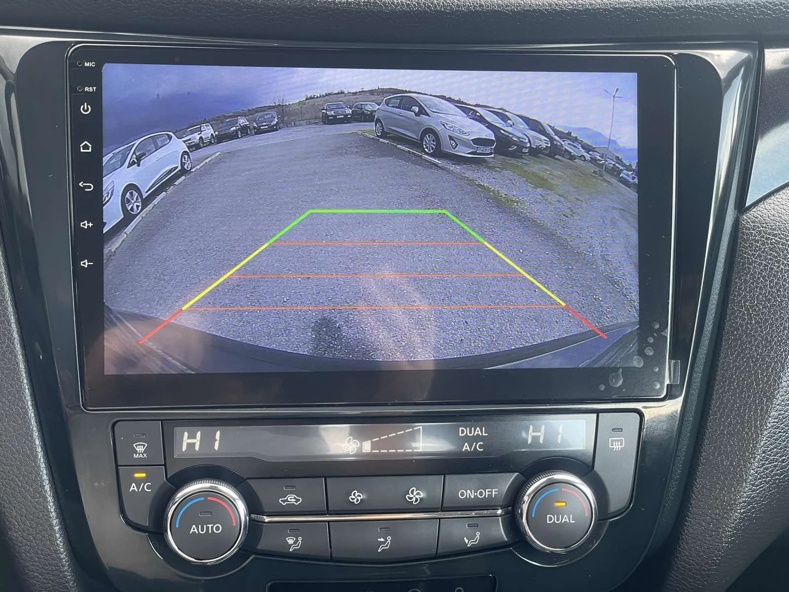 Nissan Qashqai 1.5 DCI, снимка 16 - Автомобили и джипове - 53724076