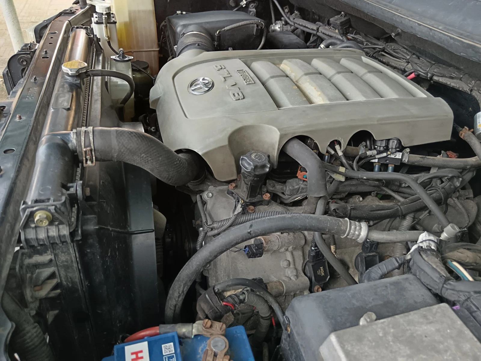 Toyota Tundra, снимка 12 - Автомобили и джипове - 55374371