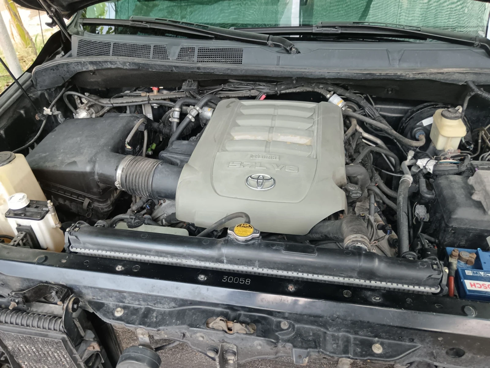Toyota Tundra, снимка 10 - Автомобили и джипове - 55374371