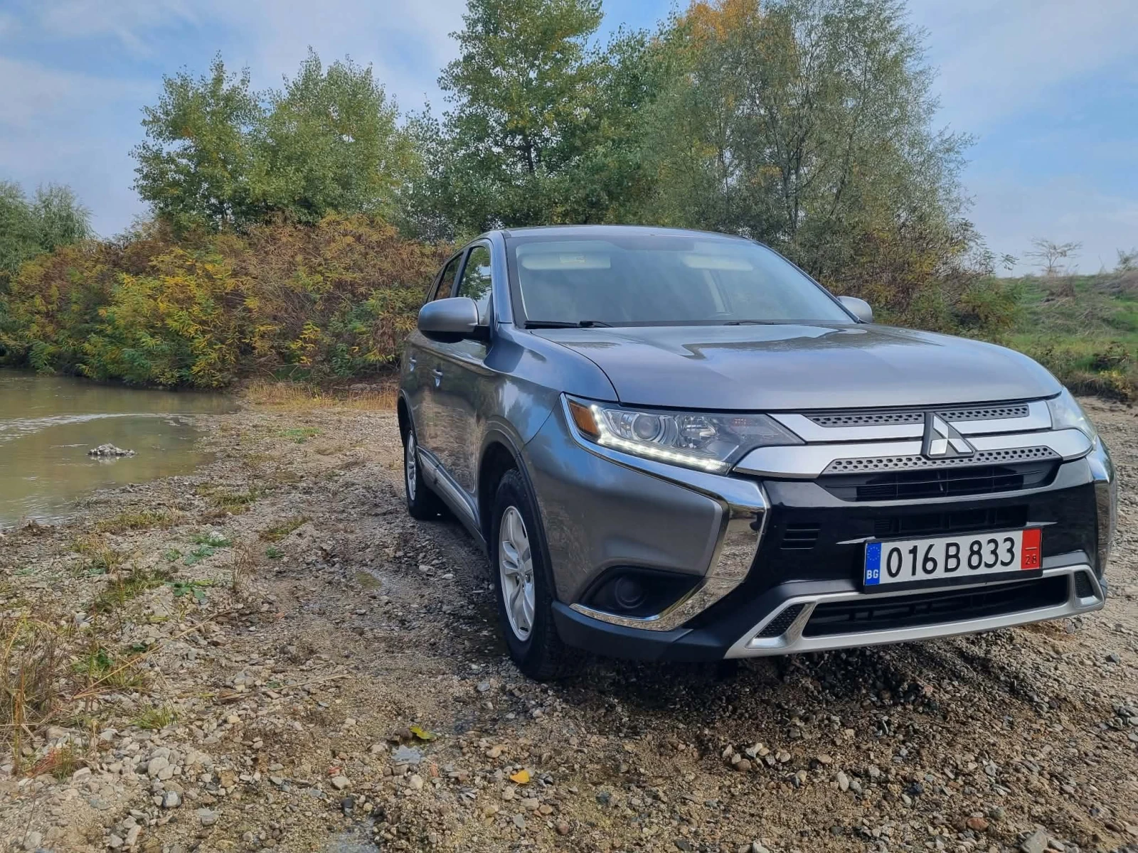 Mitsubishi Outlander, снимка 7 - Автомобили и джипове - 56646981