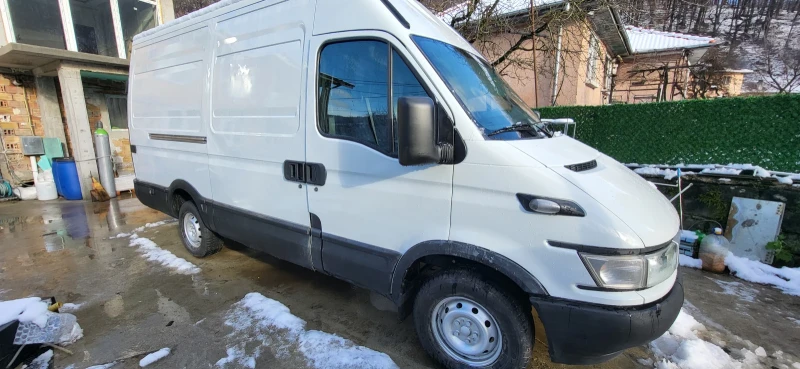 Iveco Daily, снимка 5 - Бусове и автобуси - 48361101